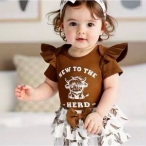 Brown Ruffle Sleeve Baby Outfit
